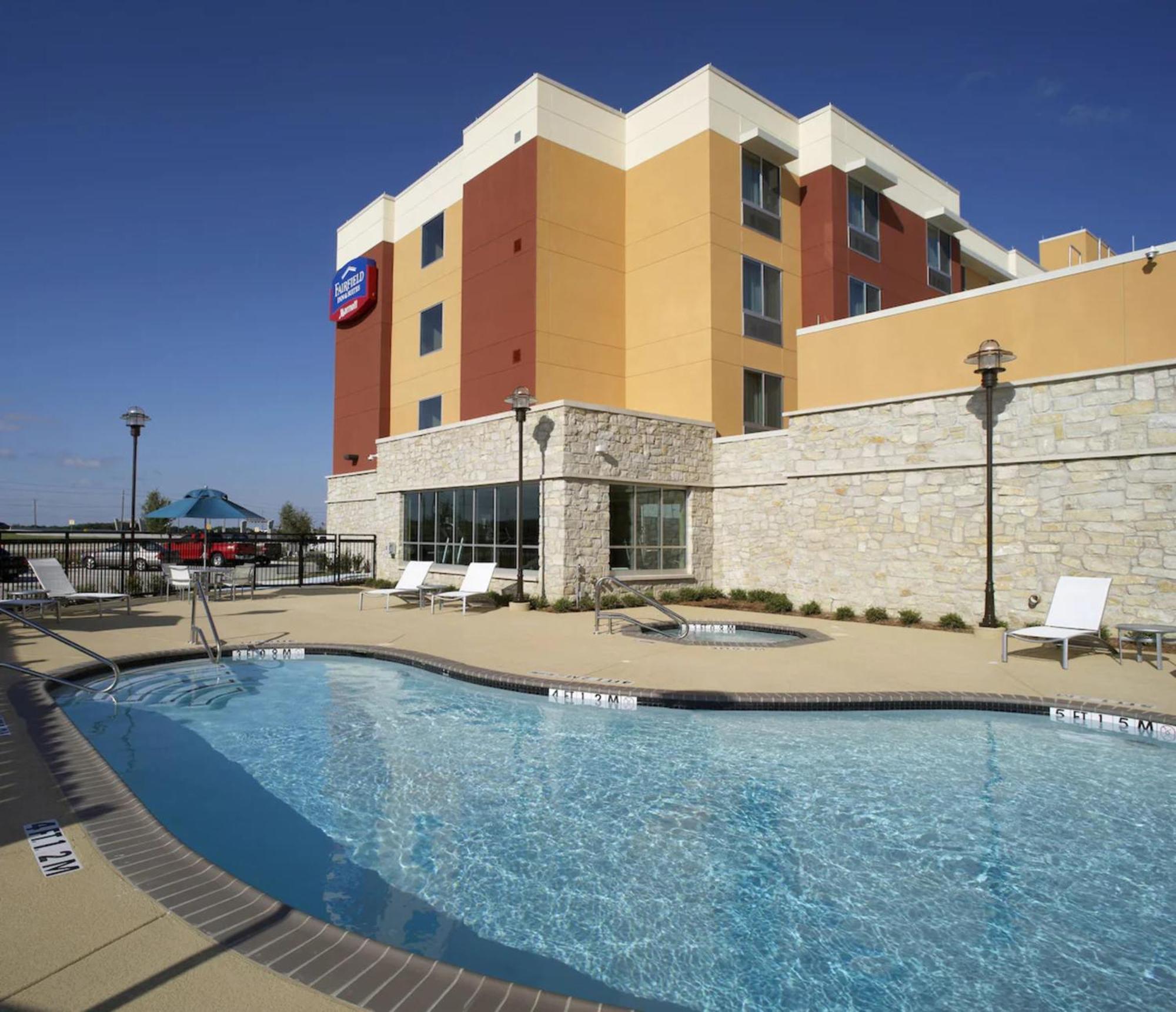 Hotel Fairfield & By Marriott Dallas Plano The Colony