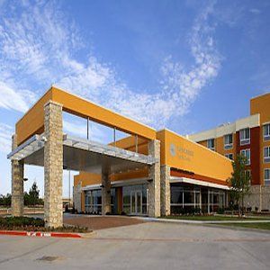 Fairfield & By Marriott Dallas Plano 3*