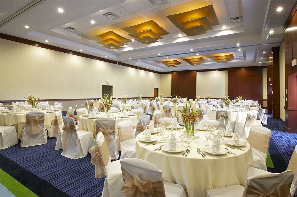 Hotel Fairfield & By Marriott Dallas Plano